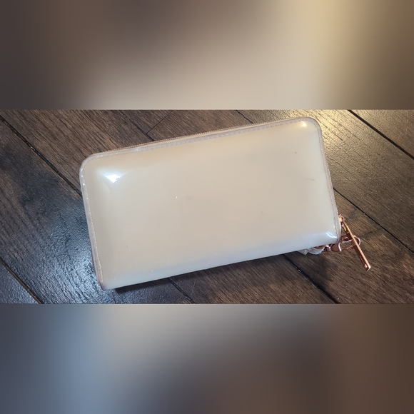 Ted Baker wallet/clutch - Picture 2 of 5